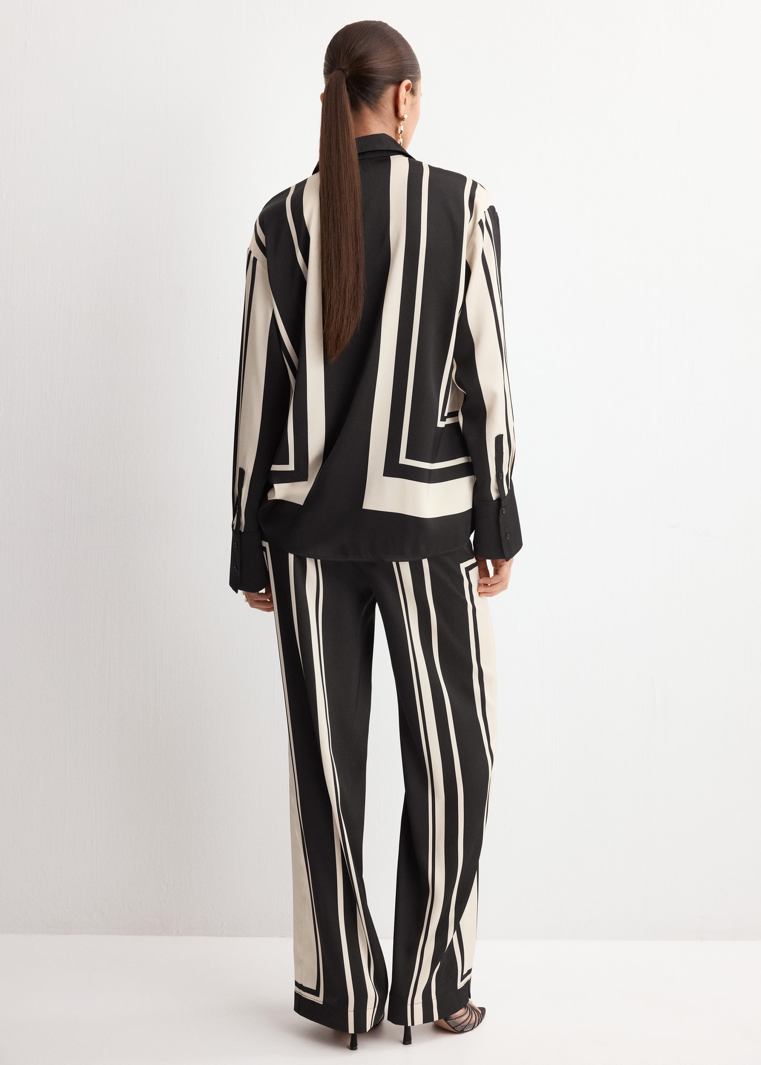 Këmishë me printe, Mango