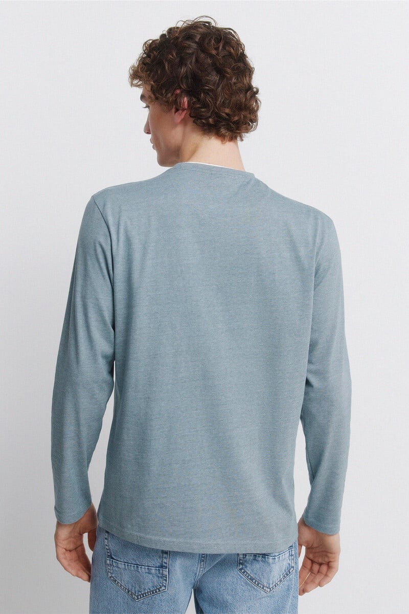 Bluzë me mëngë të gjata, Springfield