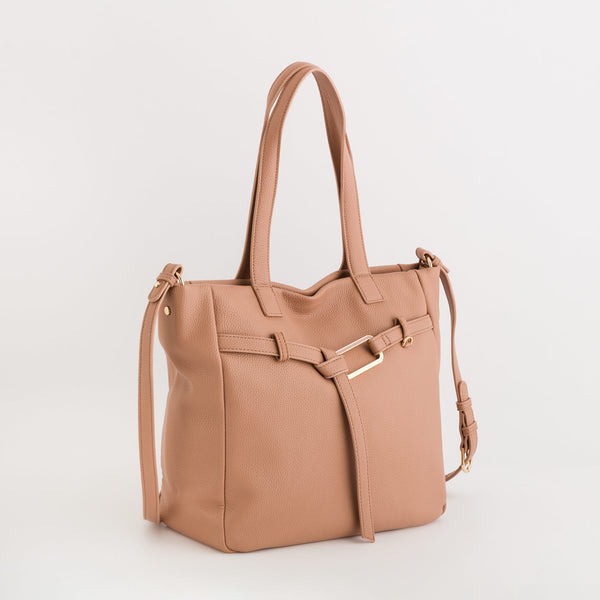 Çantë supi, Carpisa