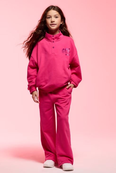 Tuta të gjata, Okaidi - 5 Vjeç