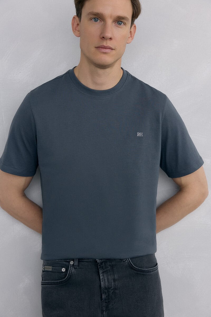 T-shirt bazike, Pedro del Hierro