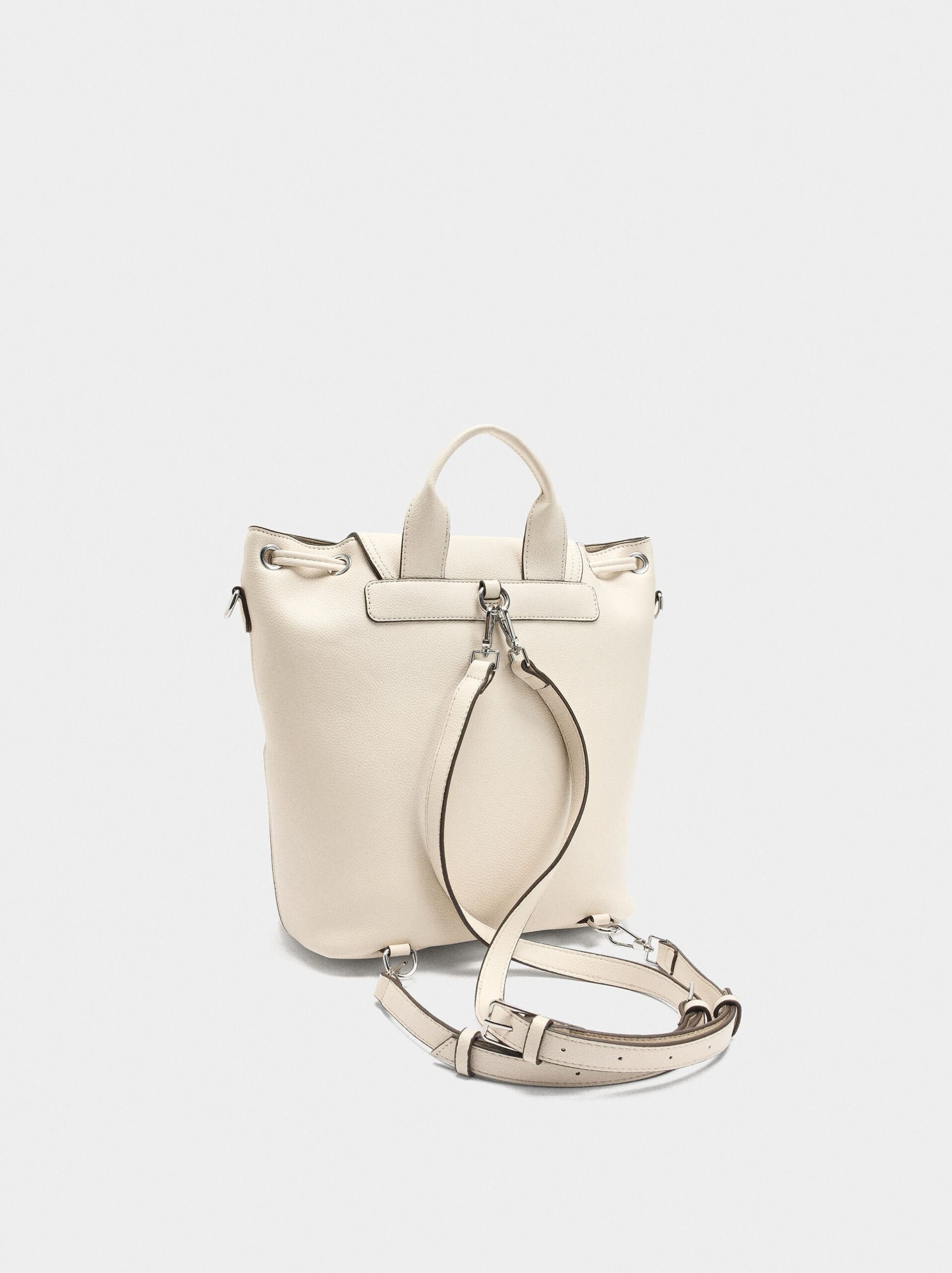 Çantë shpine, Parfois