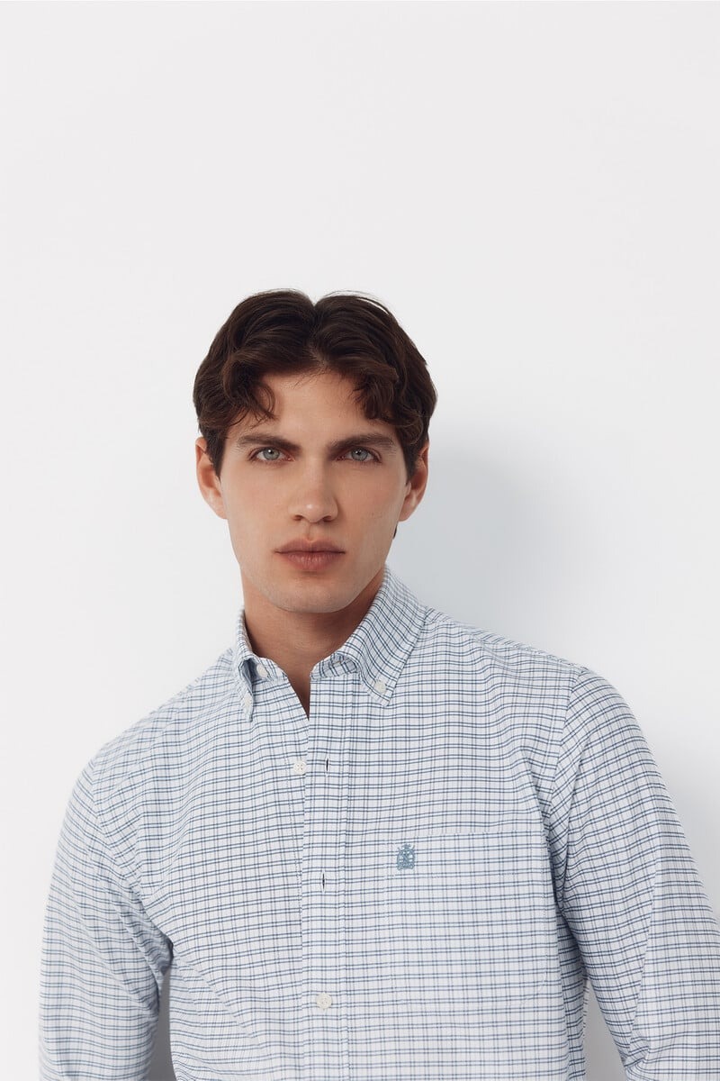 Këmishë për meshkuj, Cortefiel