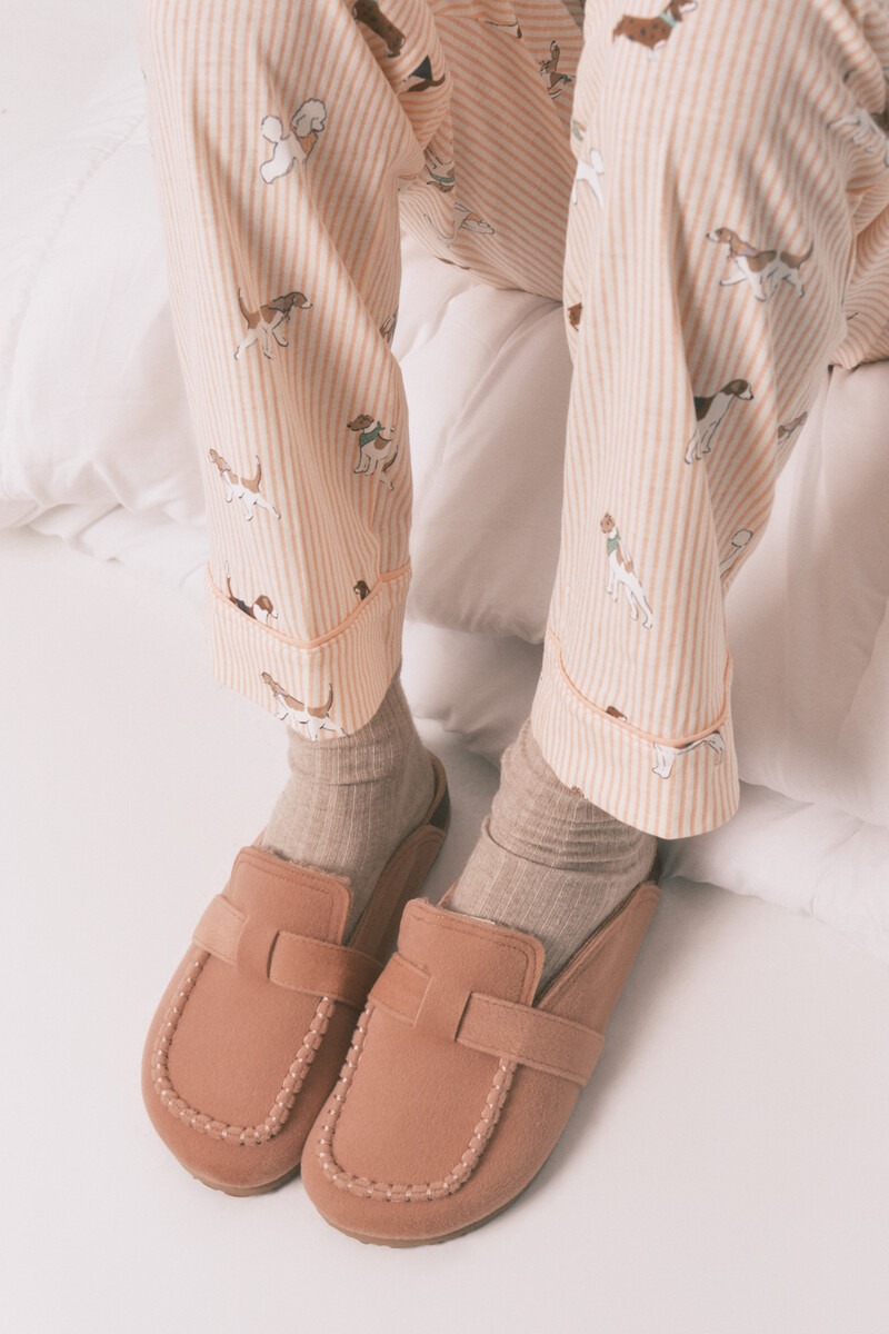 Pantofla, Women Secret