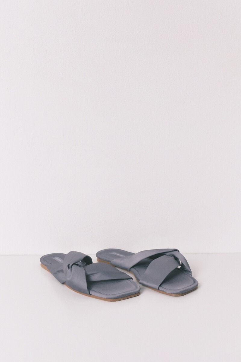 Pantofla saten, Women Secret