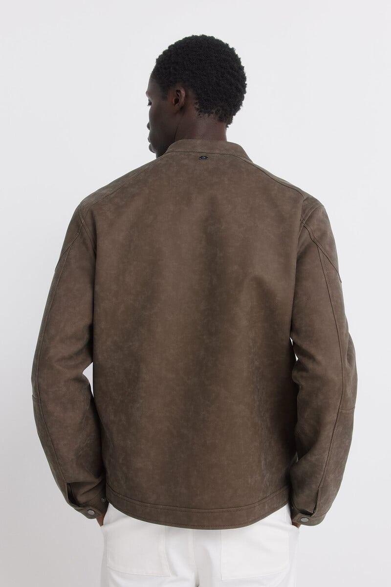 Xhaketë për meshkuj, Springfield