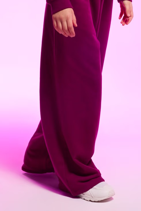 Tuta të gjata, Okaidi