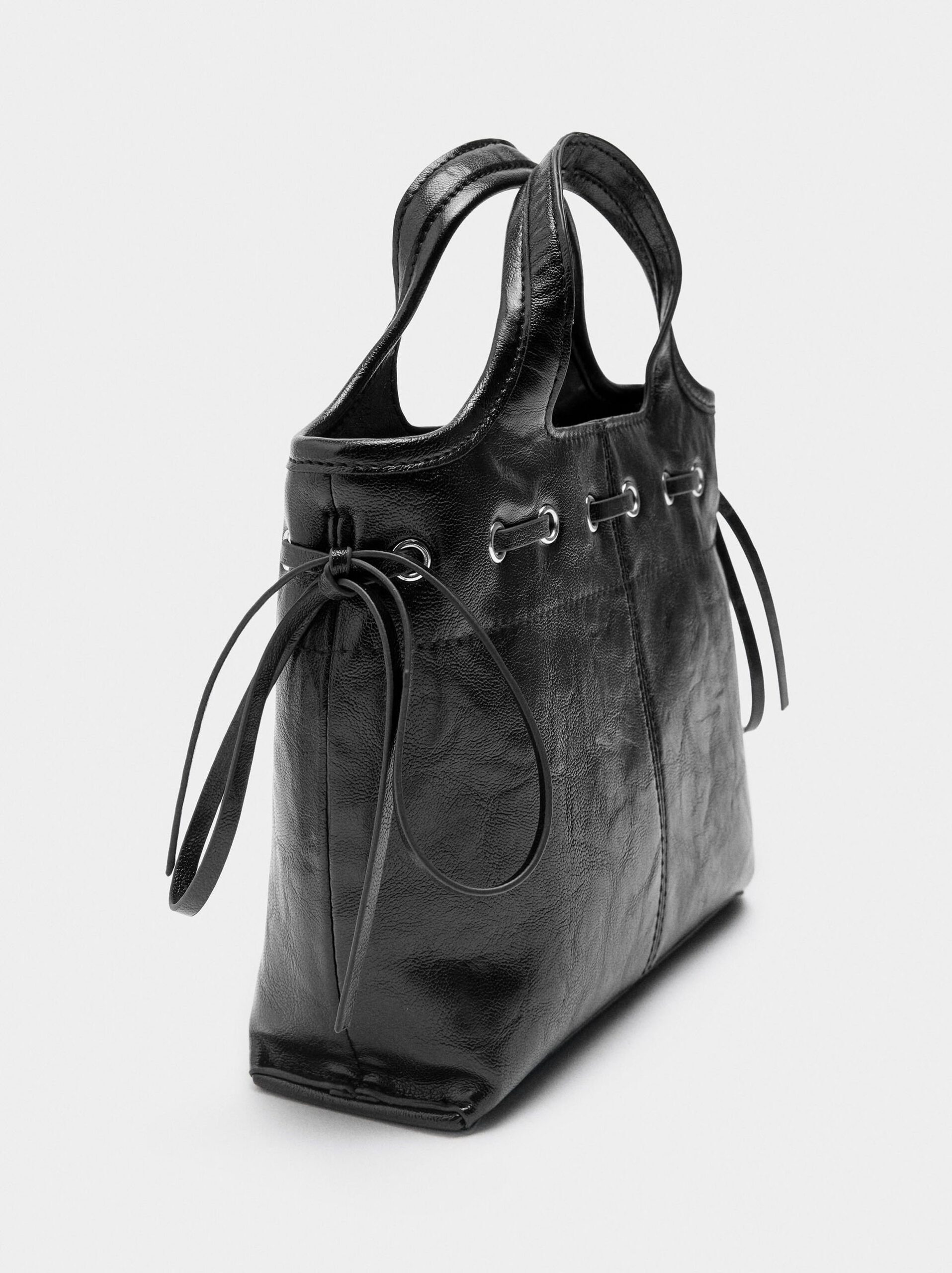 Çantë supi, Parfois