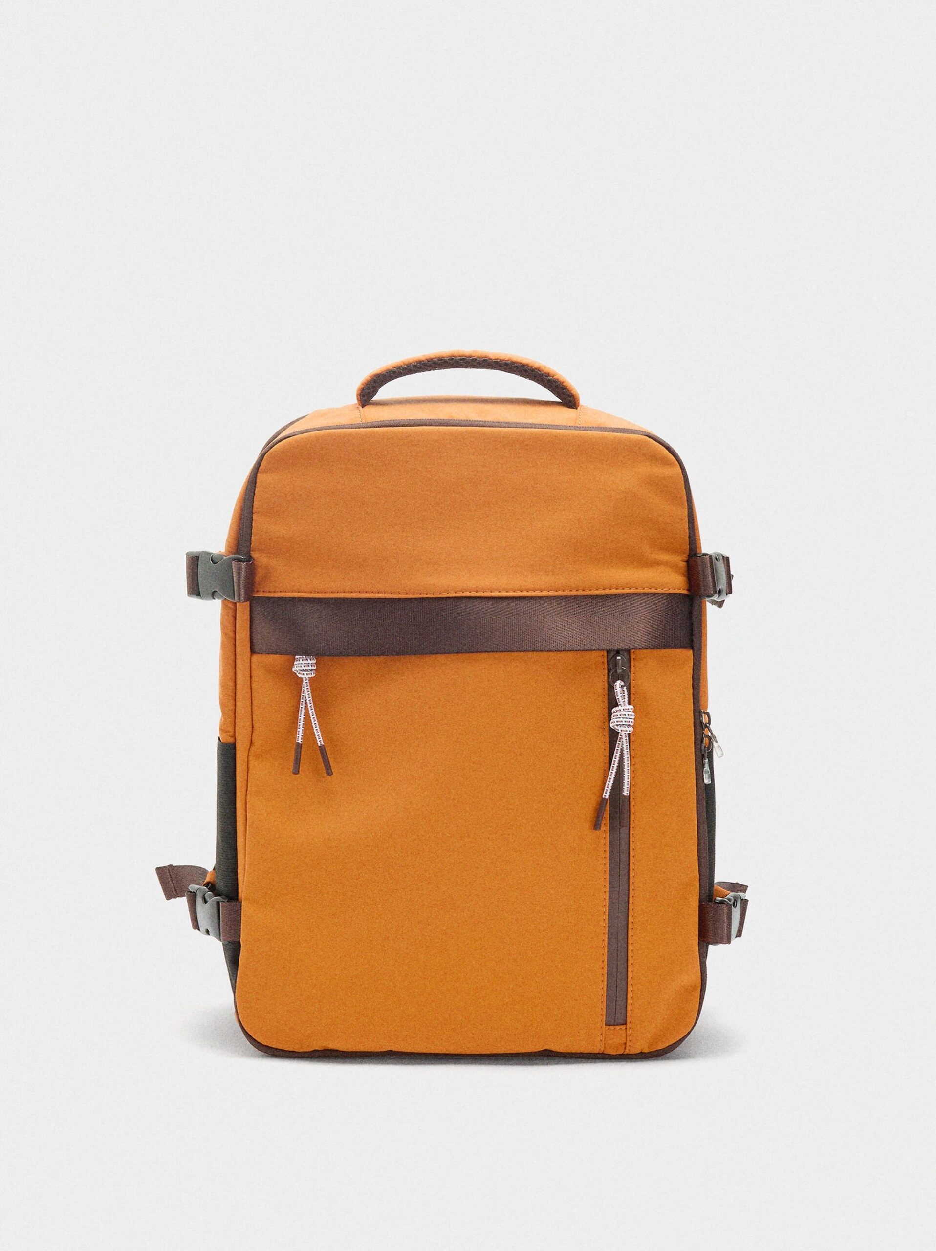 Çantë shpine, Parfois