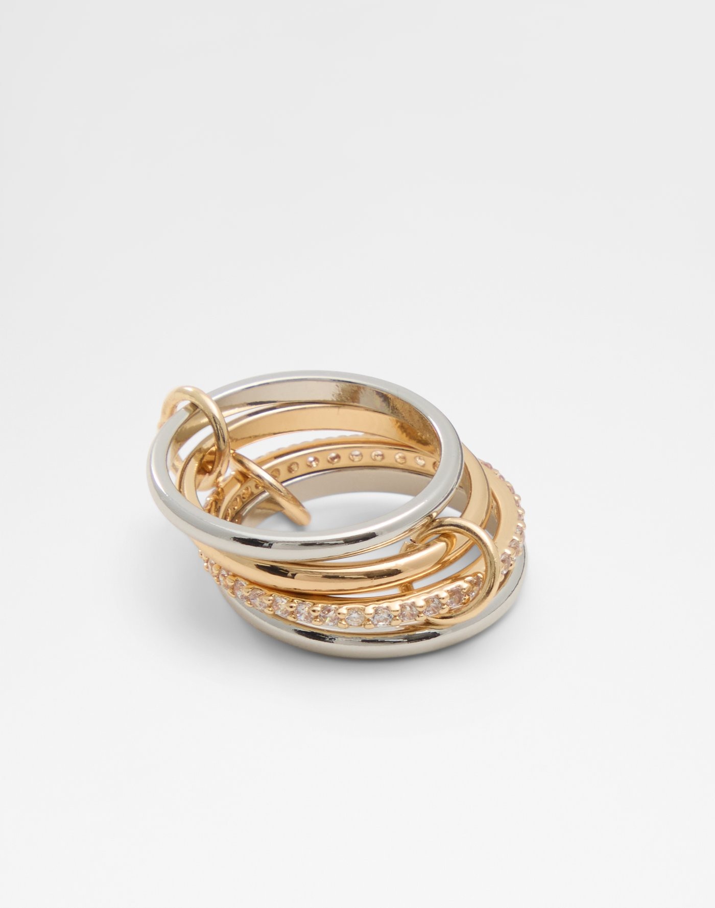 Unazë, Aldo - 16 mm