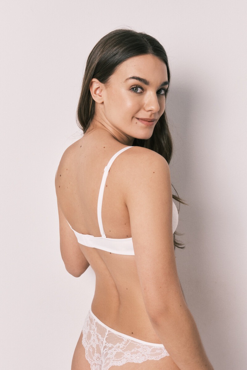 Reçipeta klasike kupa B, Women Secret