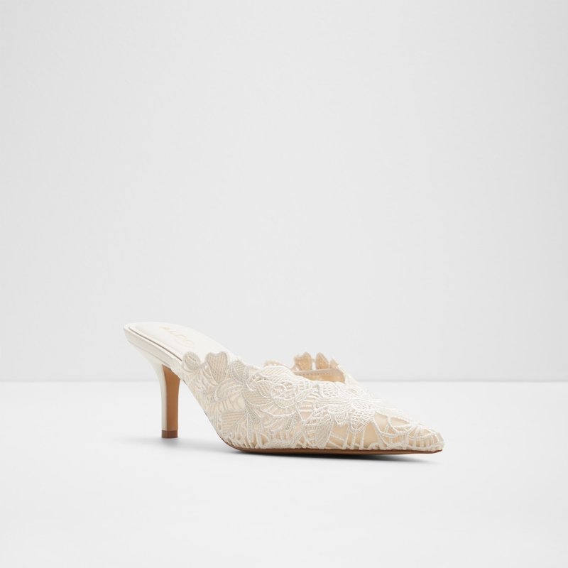 Shapka me takë, Aldo