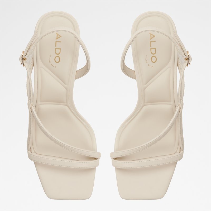 Sandale me takë, Aldo