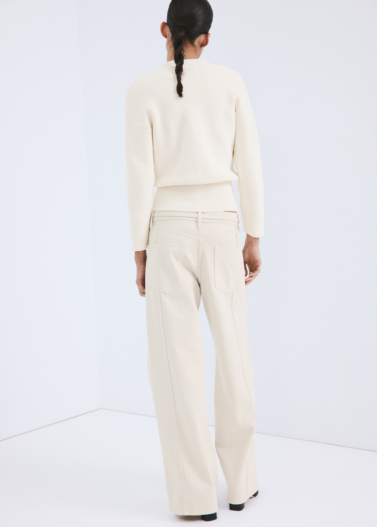 Pantallona të gjata, Mango