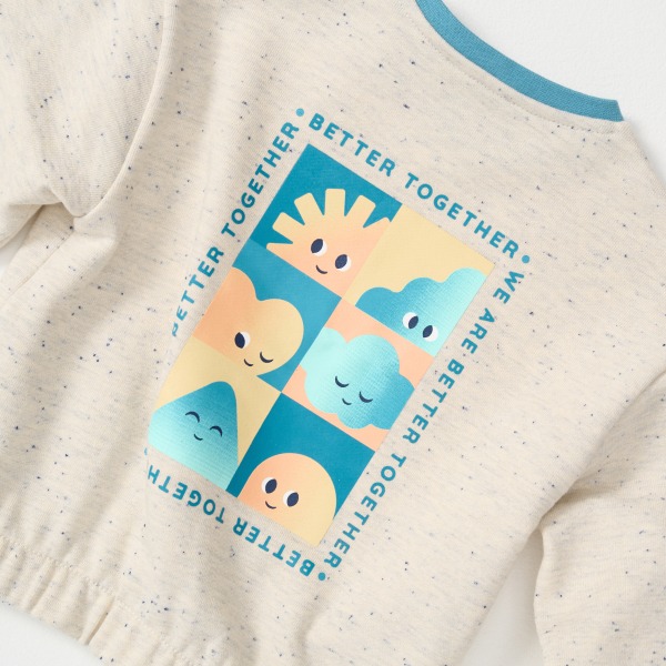 Bluzë me mëngë të gjata, Okaidi