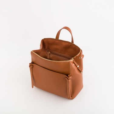 Çantë shpine, Carpisa