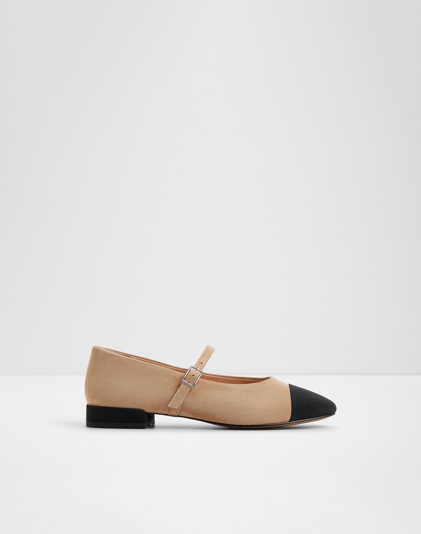 Balerina për femra, Aldo - 37