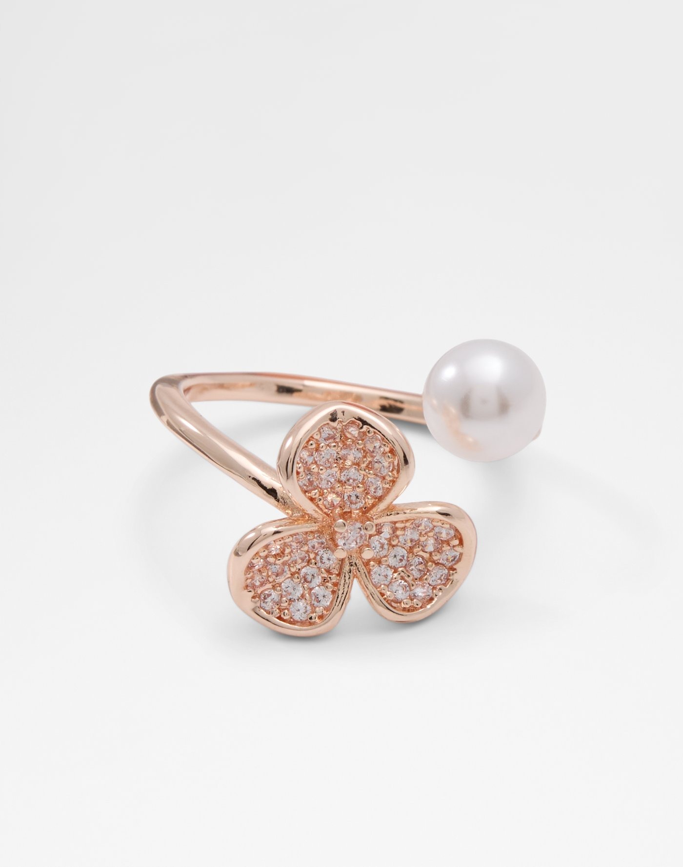 Unazë, Aldo - 16 mm