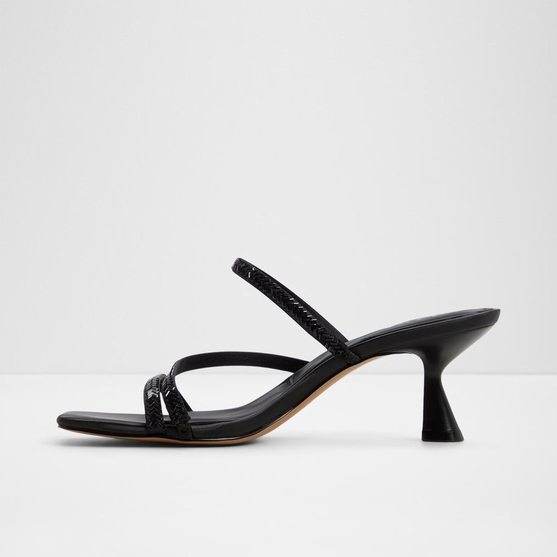 Sandale me takë, Aldo