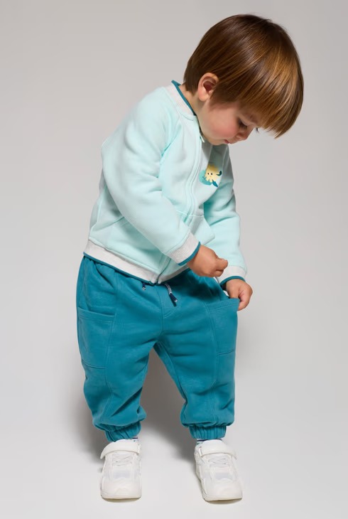 Tuta të gjata, Obaibi - 18 Muaj