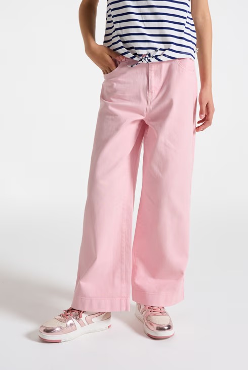 Pantallona të gjata, Okaidi