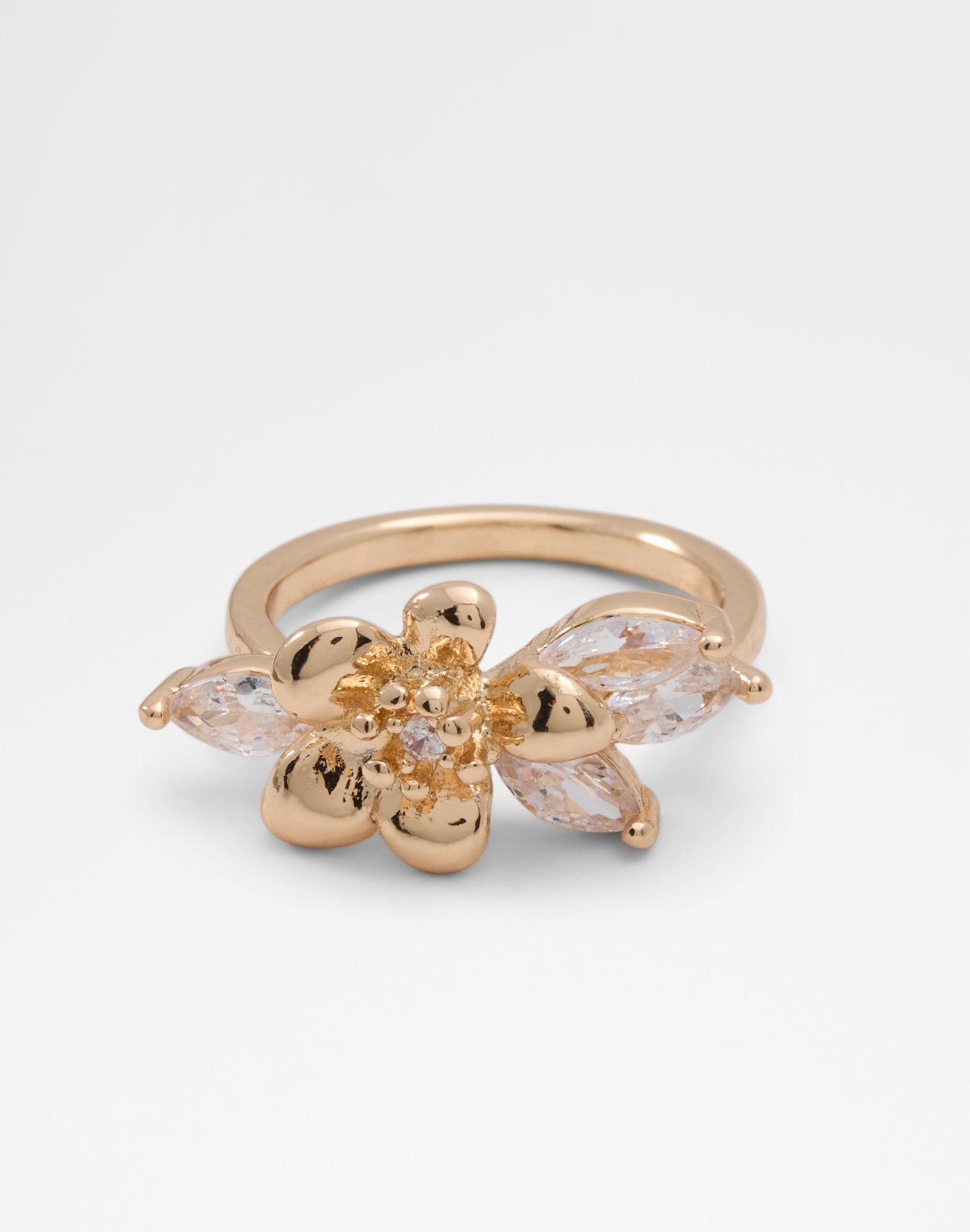 Unazë, Aldo - 16 mm