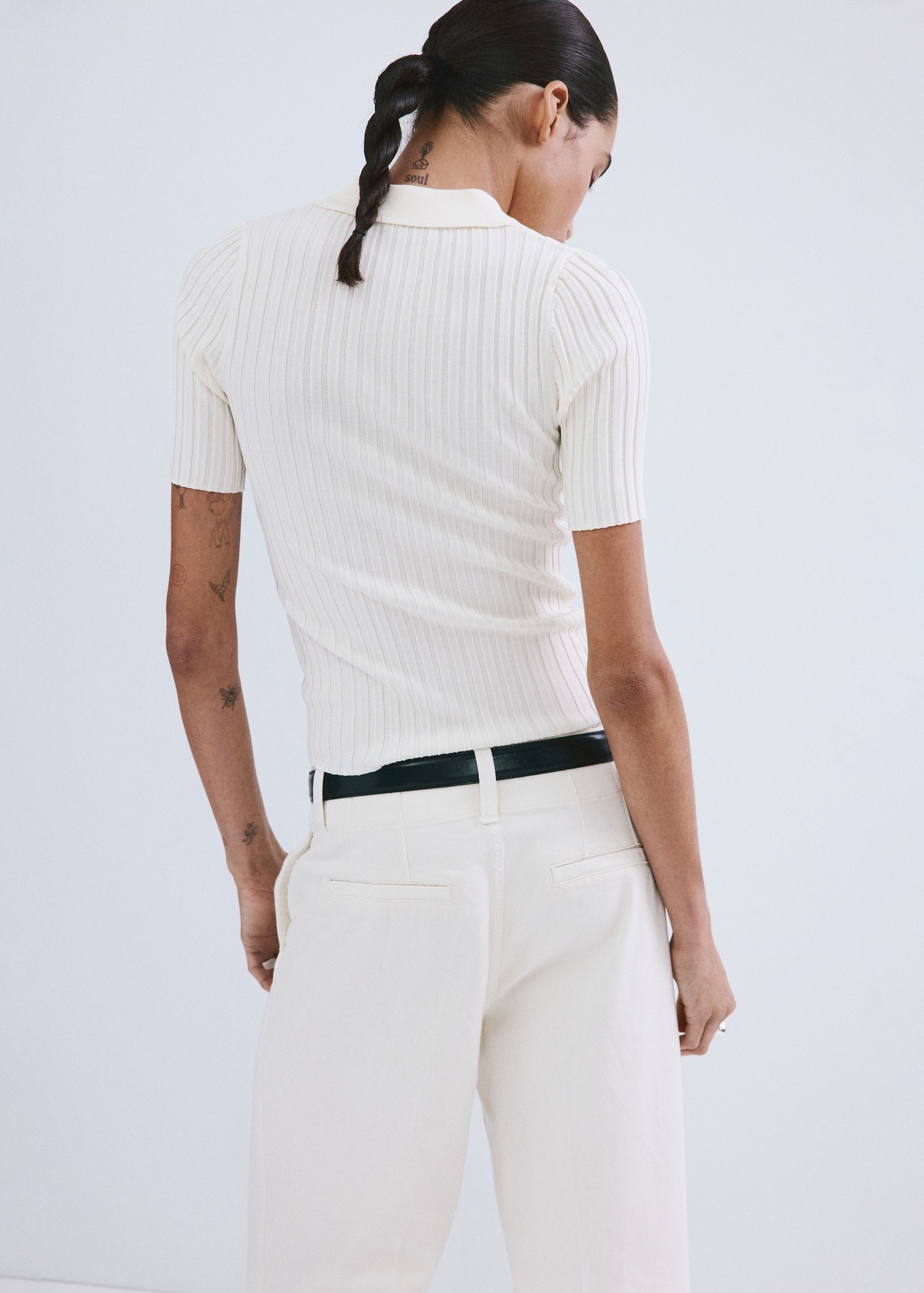 Bluzë me mëngë të shkurtra, Mango