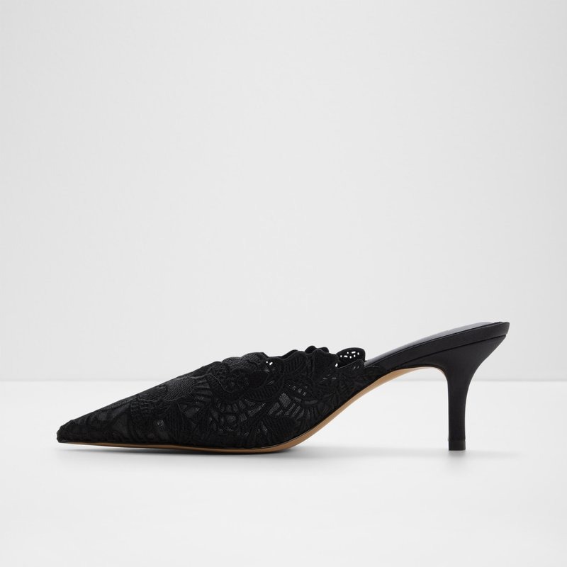 Shapka me takë, Aldo