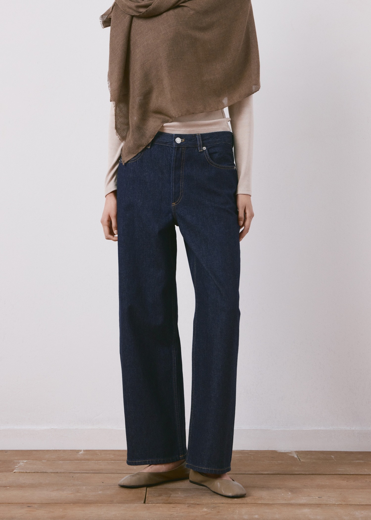 Xhinse të gjata, Mango