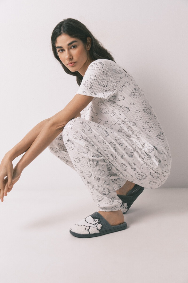 Pantofla, Women Secret