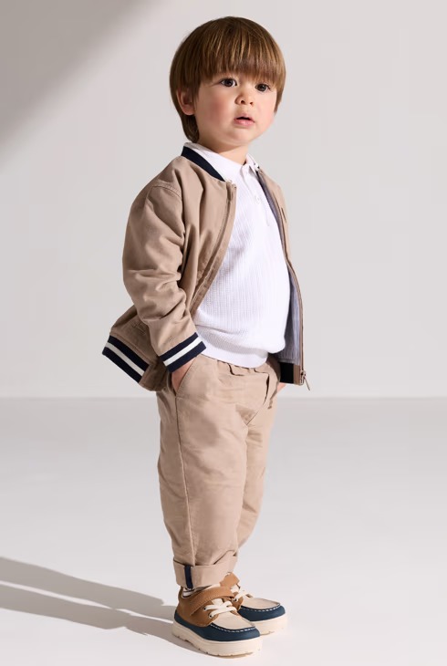 Xhaketë për djem, Obaibi