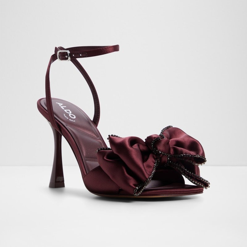 Sandale me takë, Aldo