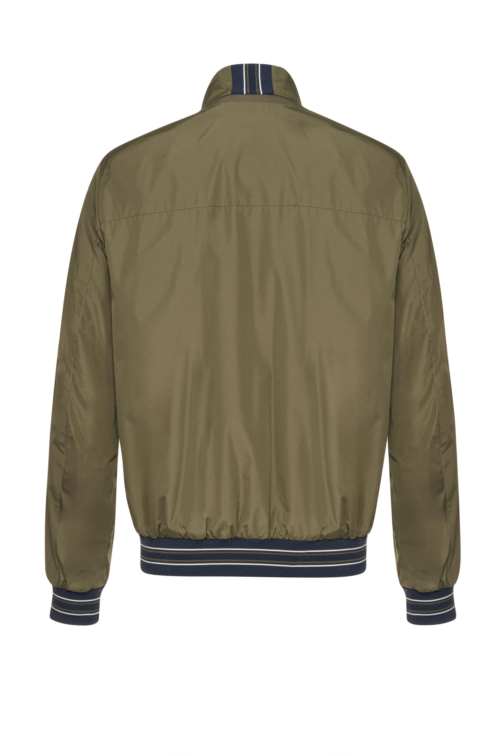 Xhaketë për meshkuj, Geox