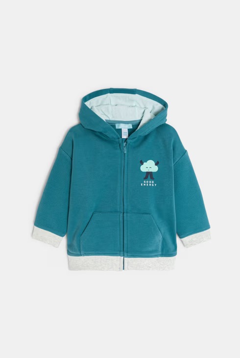 Triko me zinxhir, Okaidi - 3 Vjeç