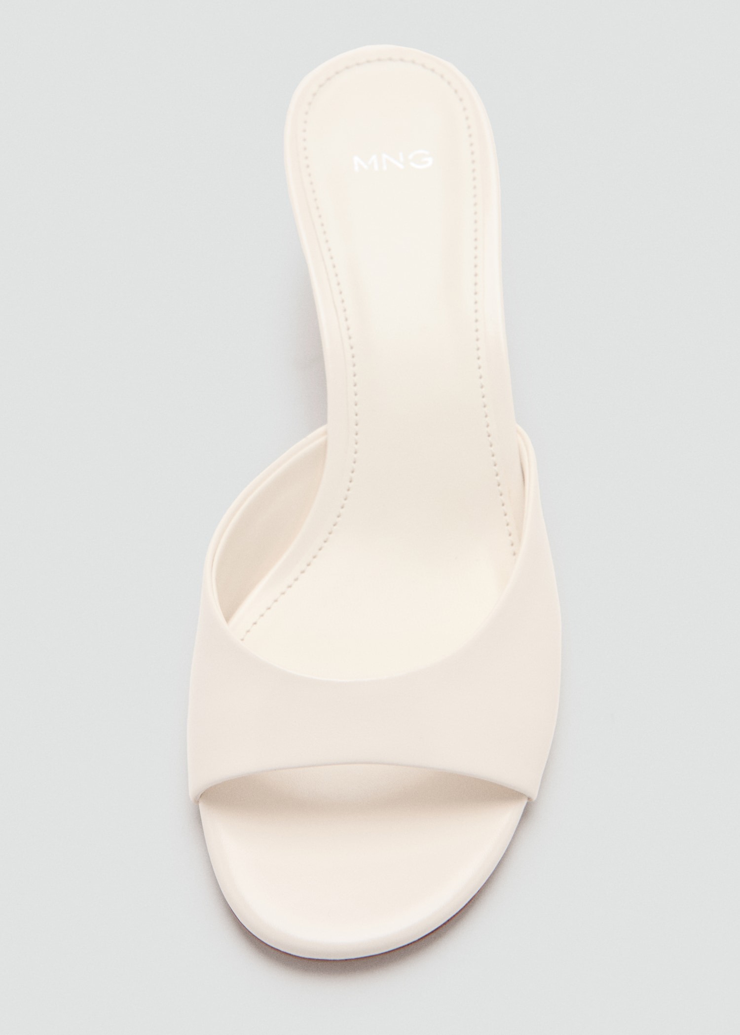 Shapka me takë, Mango