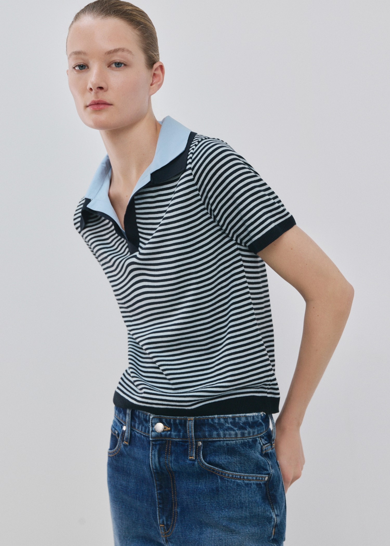 Bluzë me jakë, Mango