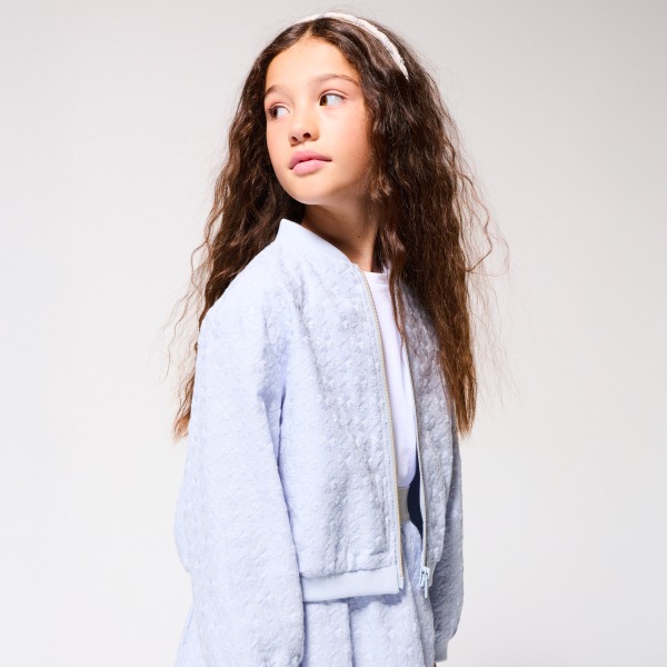 Xhaketë për vajza, Okaidi