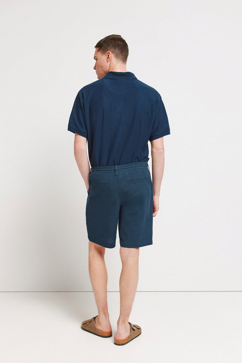 Pantallona të shkurtra, Springfield