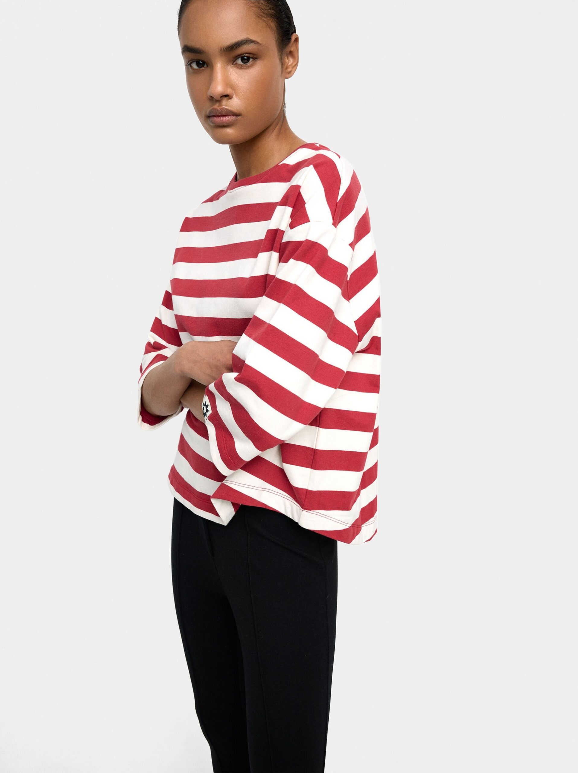 Bluzë me vija, Parfois