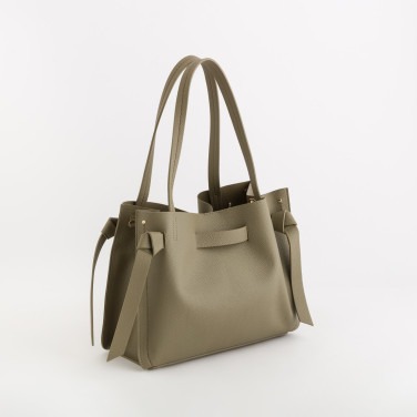 Çantë supi, Carpisa