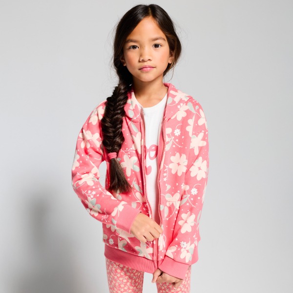 Triko me zinxhir, Okaidi