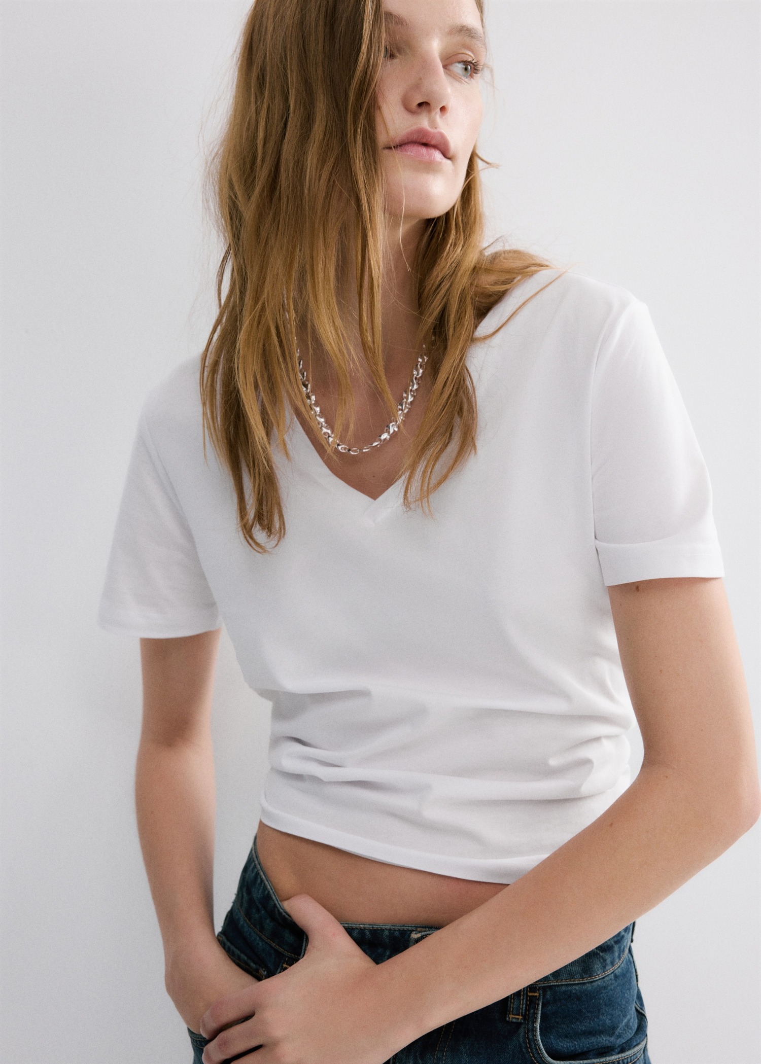 T-shirt pambuku, Mango