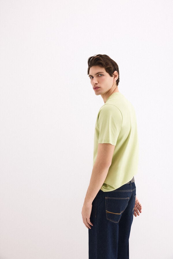 T-shirt bazike, Pedro del Hierro