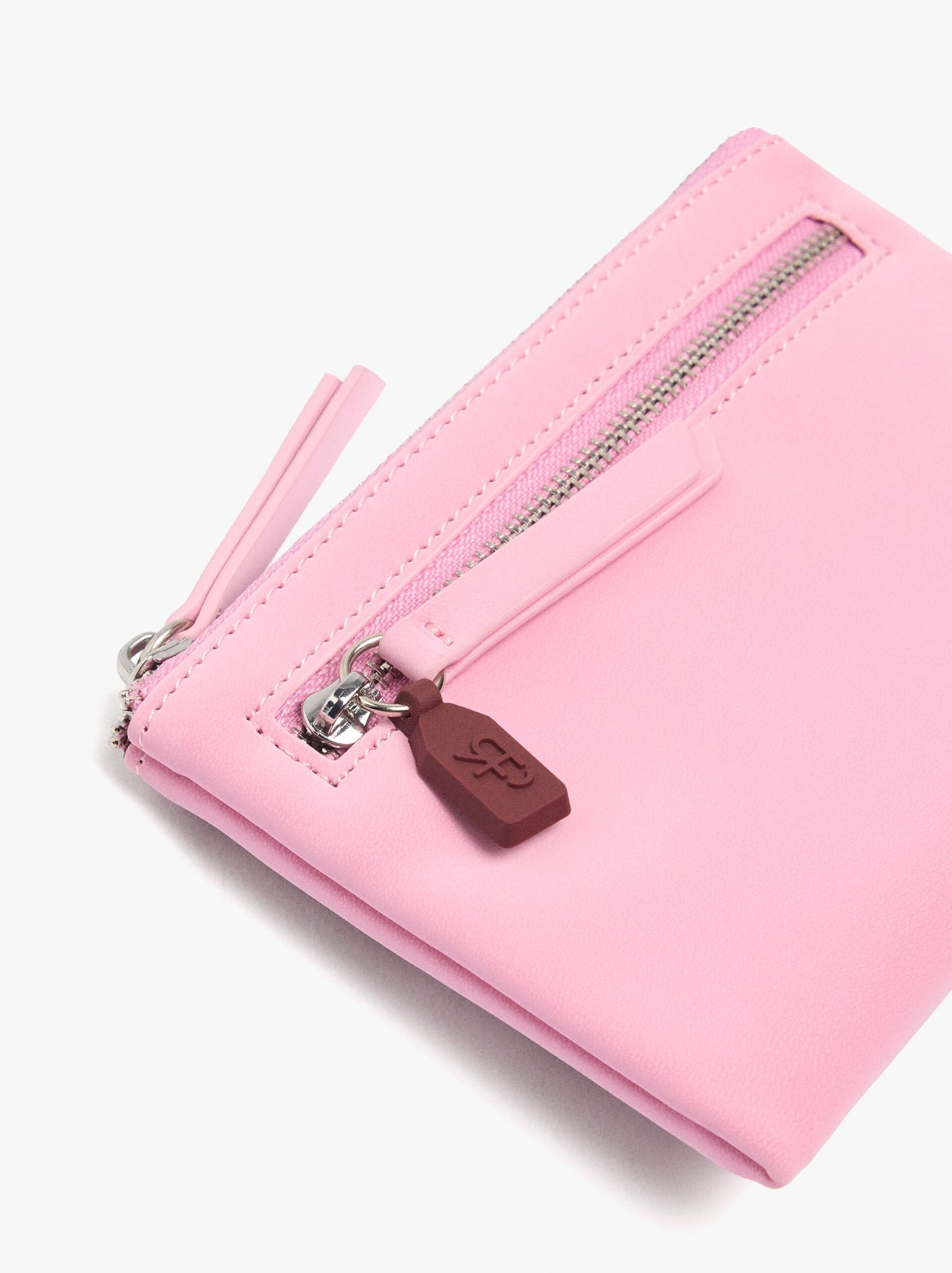 Portofol kartash, Parfois