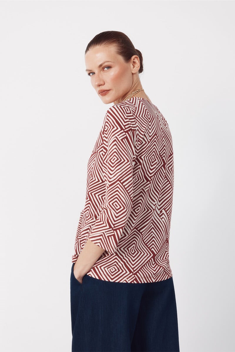 Bluzë me mëngë të gjata, Cortefiel