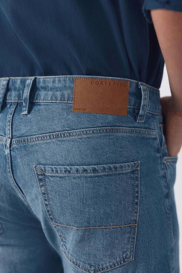 Xhinse të gjata, Cortefiel