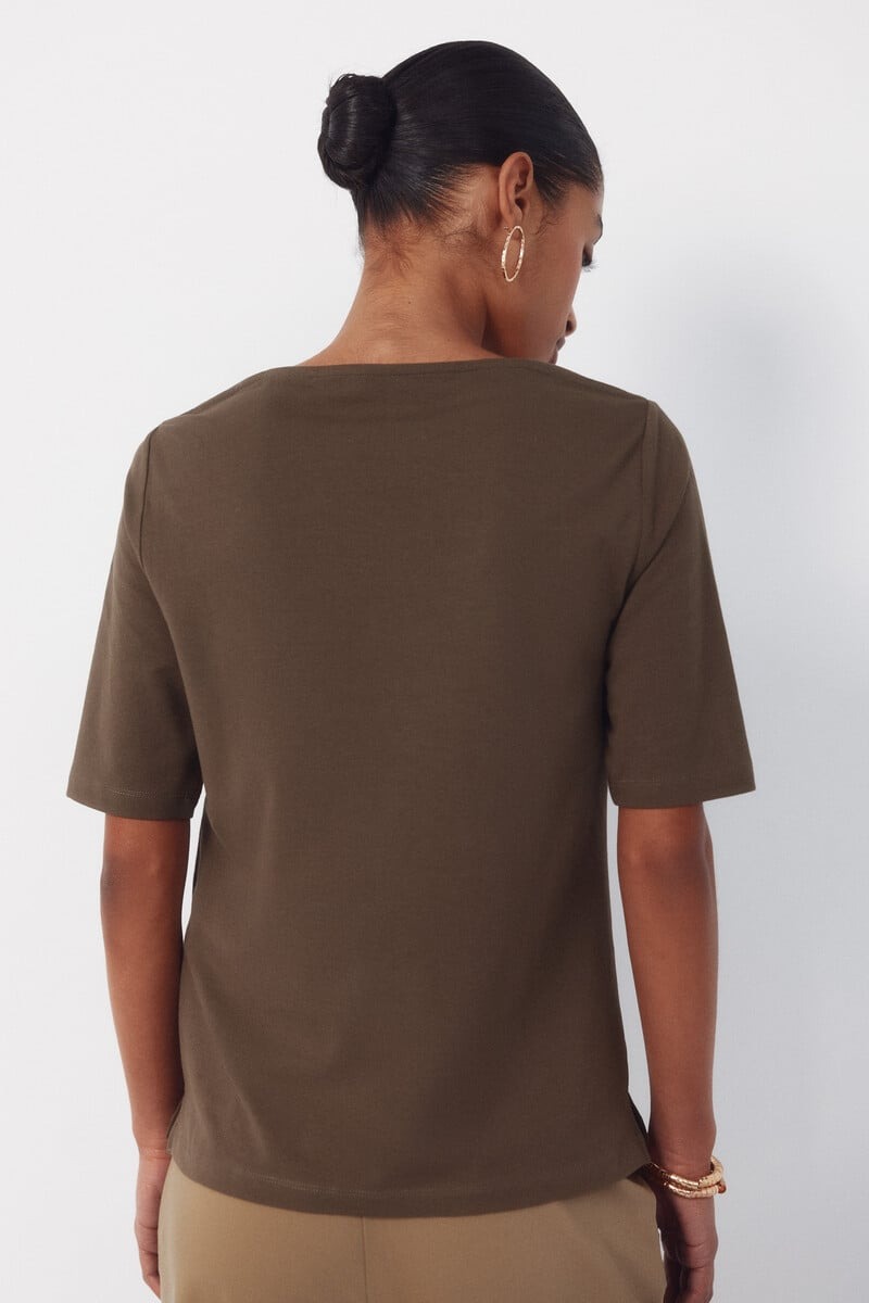 T-shirt pambuku, Cortefiel