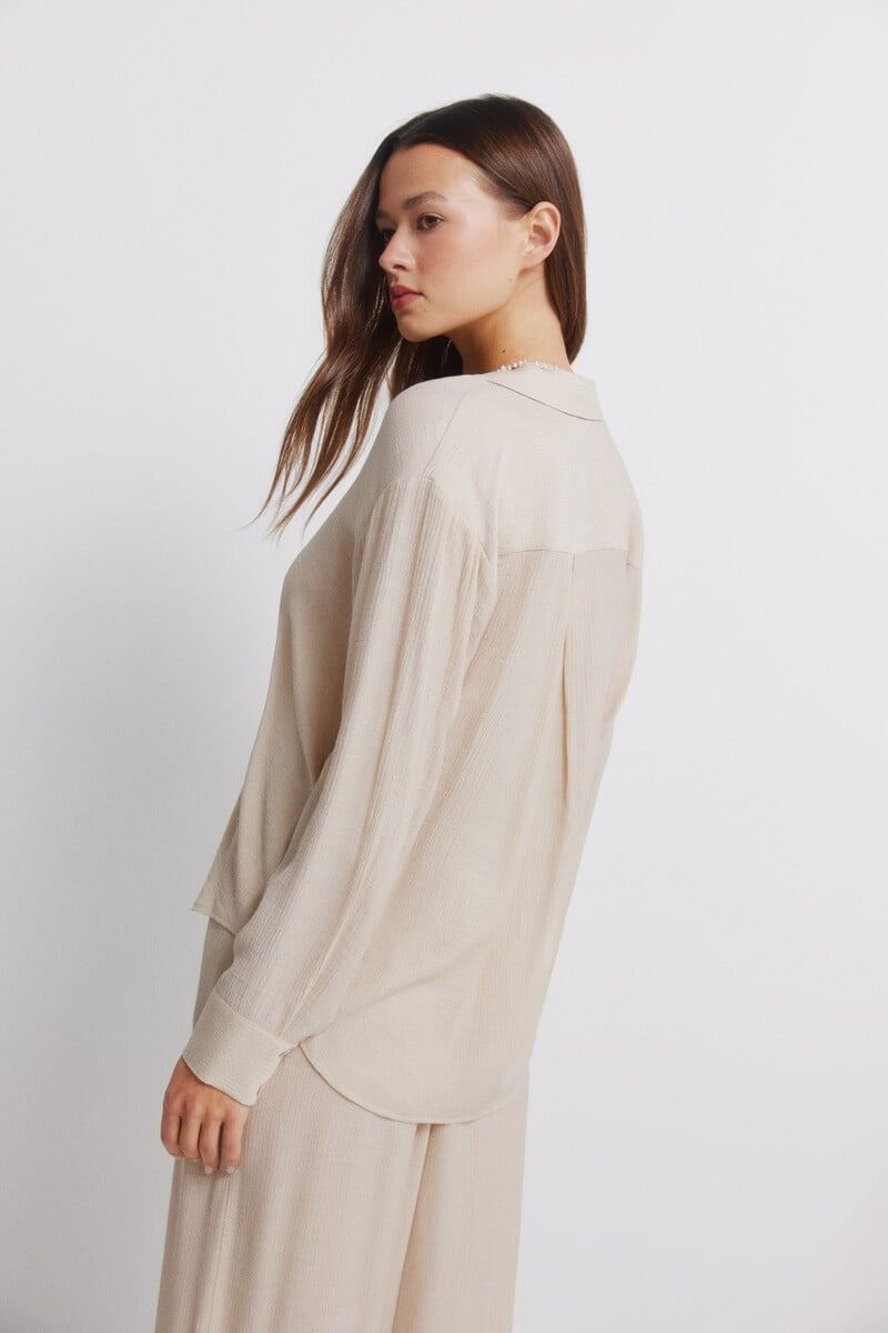 Këmishë për femra, Springfield