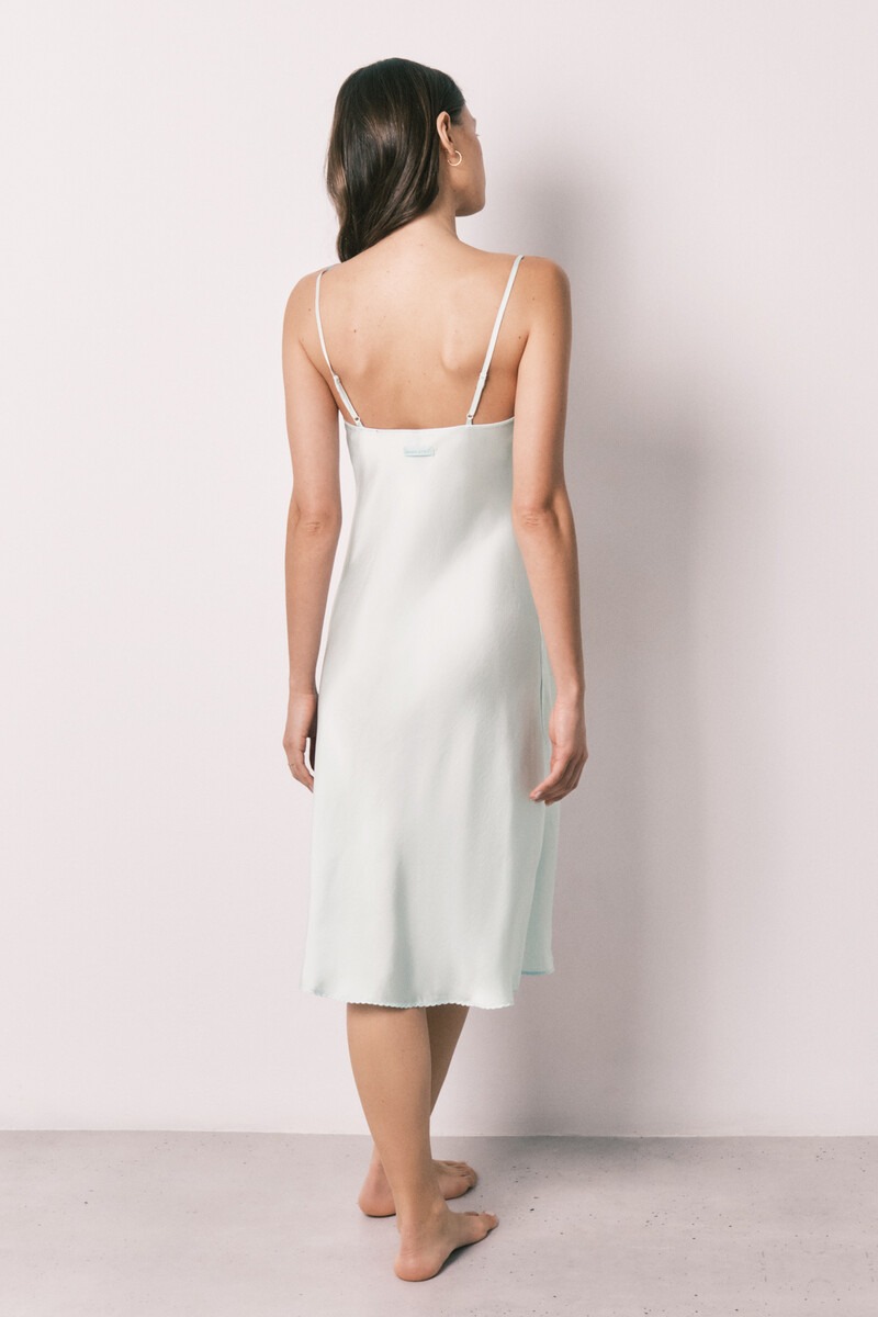 Fustan gjumi, Women Secret