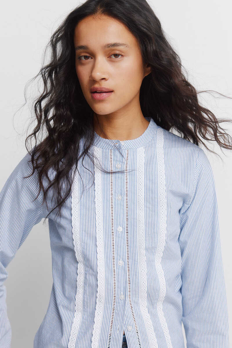 Këmishë me mëngë të gjata, Springfield